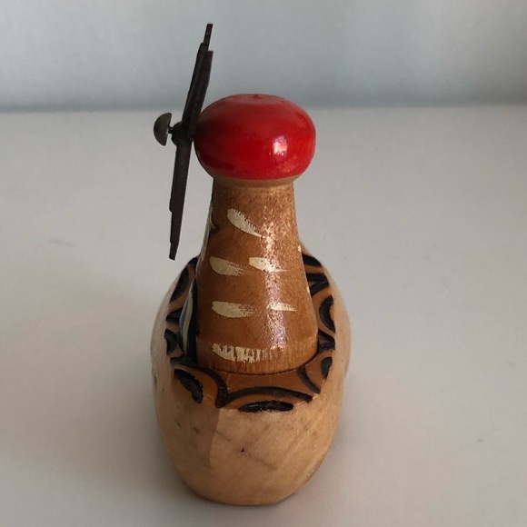 Amsterdam Holland Windmill in a Wooden Shoe - Picture 5 of 5